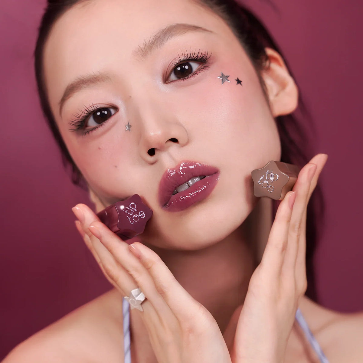 Tiptoe skönhetsprodukter med naturlig glow och modern makeup