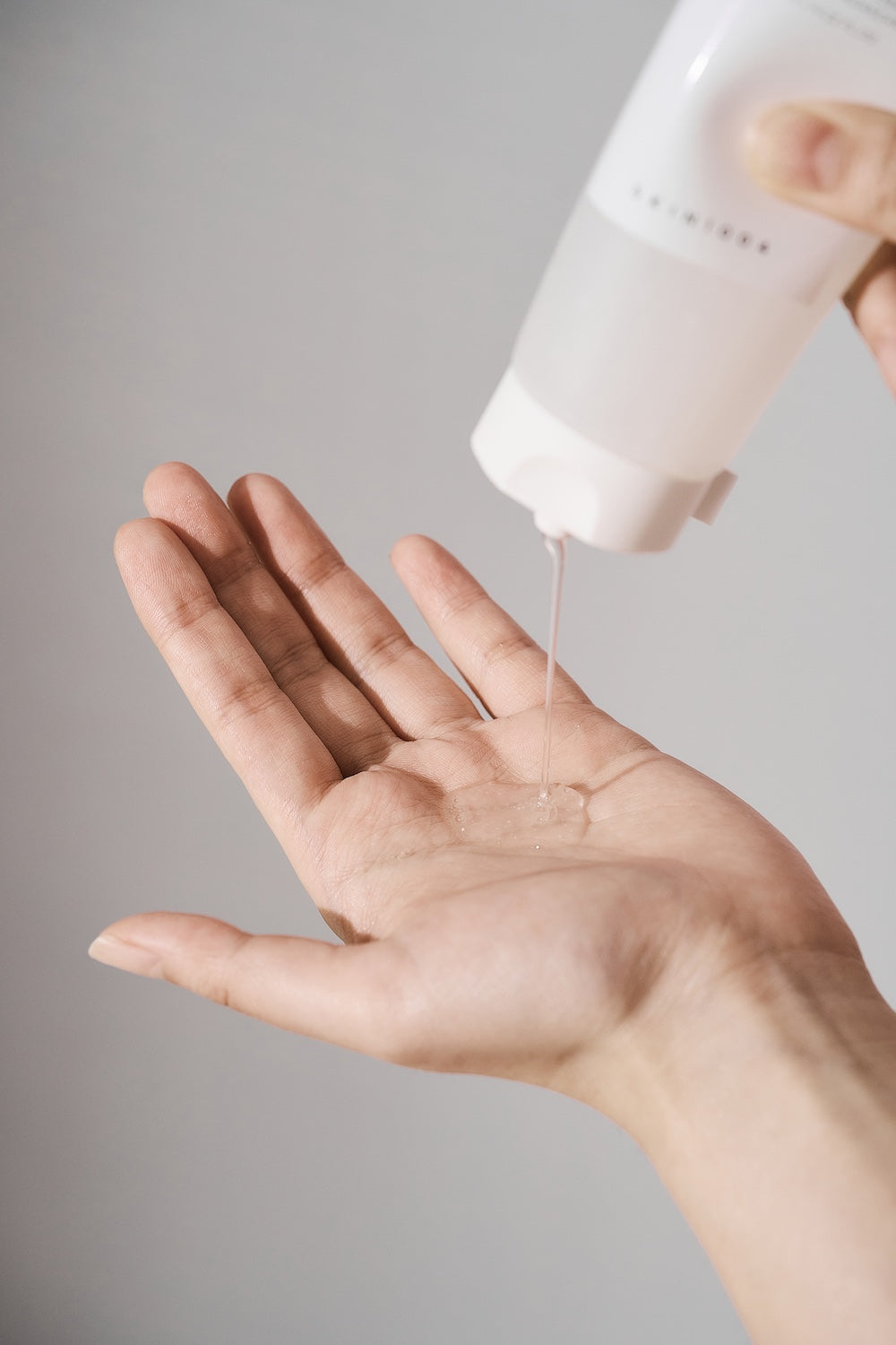 Skin1004 Madagascar Centella Tone Brightening Cleansing Gel Foam 125ml