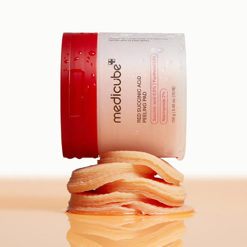 Medicube Red Succinic Acid Peeling Pads 70pcs Medicube
