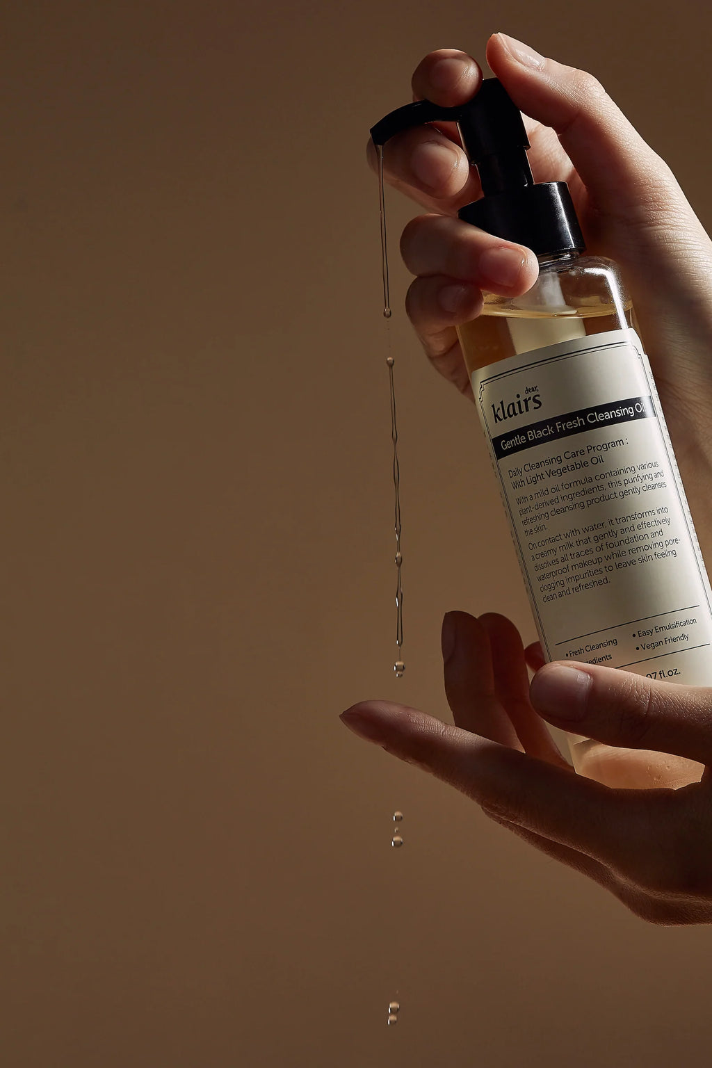 Dear Klairs Gentle Black Fresh Cleansing Oil 150ml