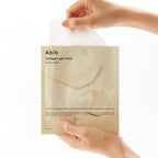Hydrating gel sheet mask with collagen for plump and dewy skin k beauty