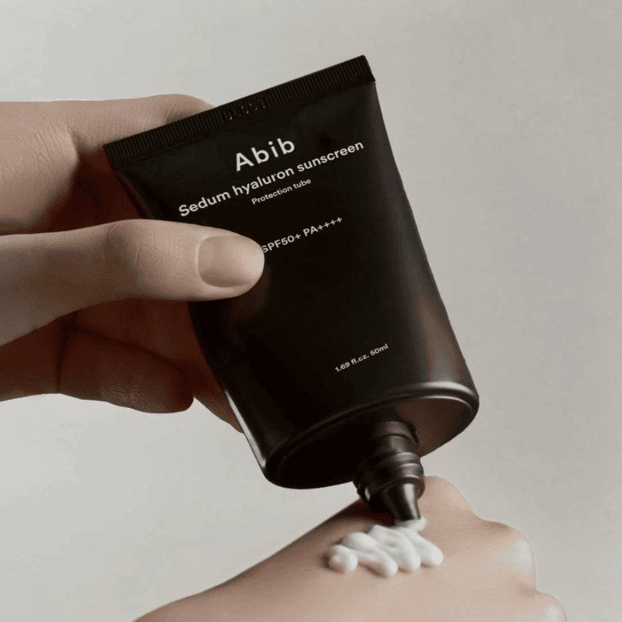 Koreansk solkräm med SPF50+ och 10 typer av hyaluronsyra