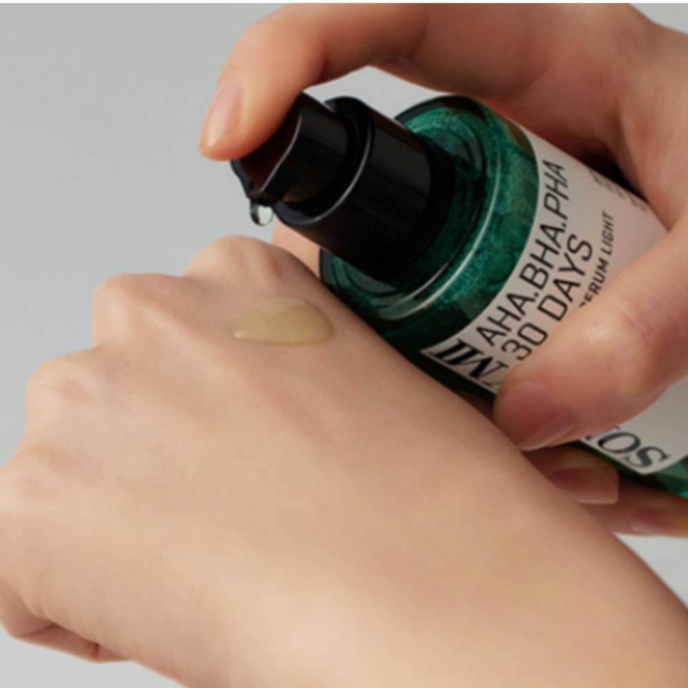 Lightweight acne serum with tea tree and centella asiatica