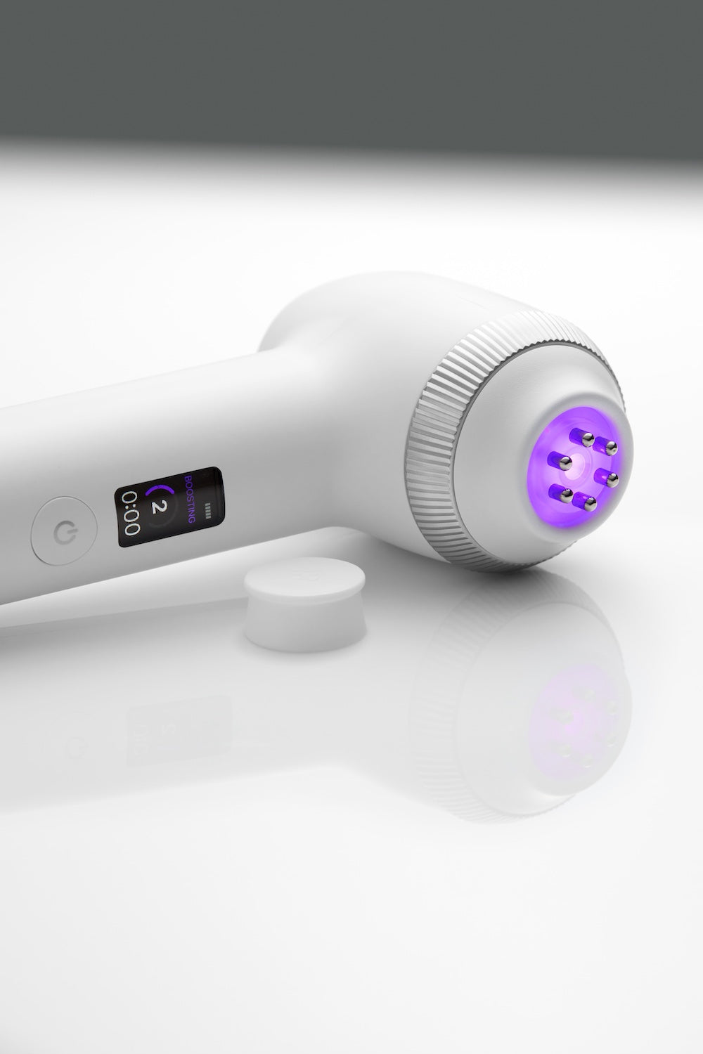 Medicube AGE-R Ultra Tune 40.68 | RF Microcurrent & LED Beauty