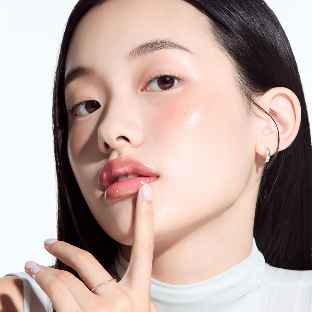 Plumpande lip serum för mjukare och fylligare läppar