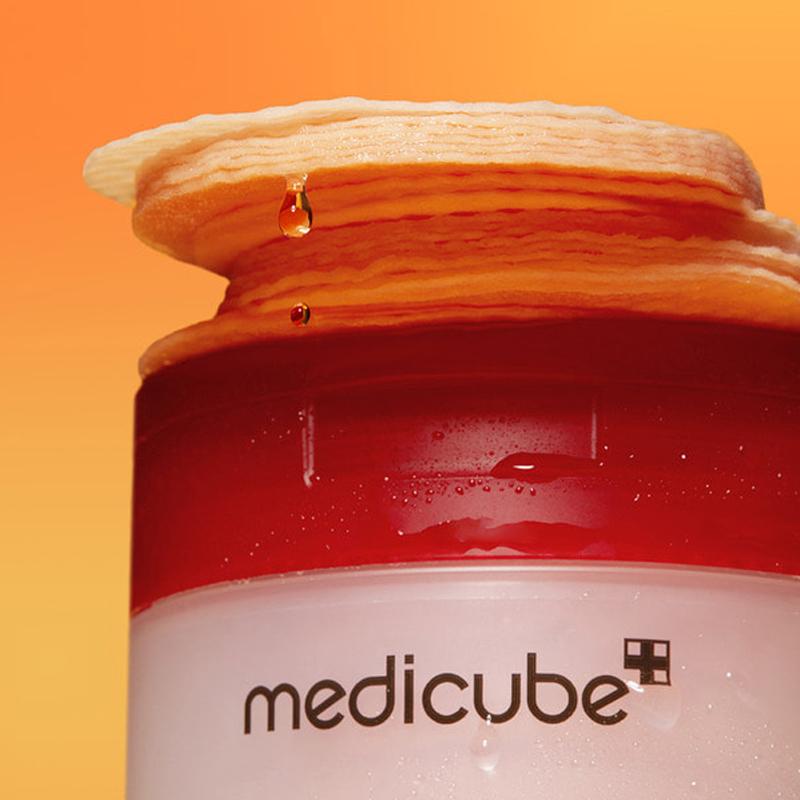 Medicube Red Succinic Acid Peeling Pads 70pcs Medicube