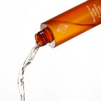 Exfolierande toner som hjälper till att rengöra porer och reducera oljighet