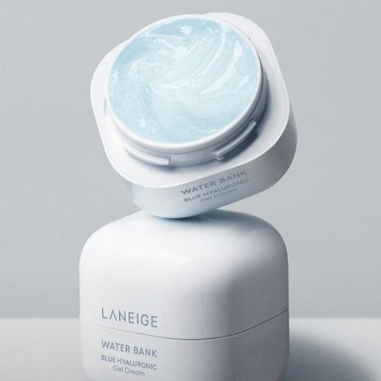 Koreansk gelkräm med hyaluronsyra som ger glow och återfuktning