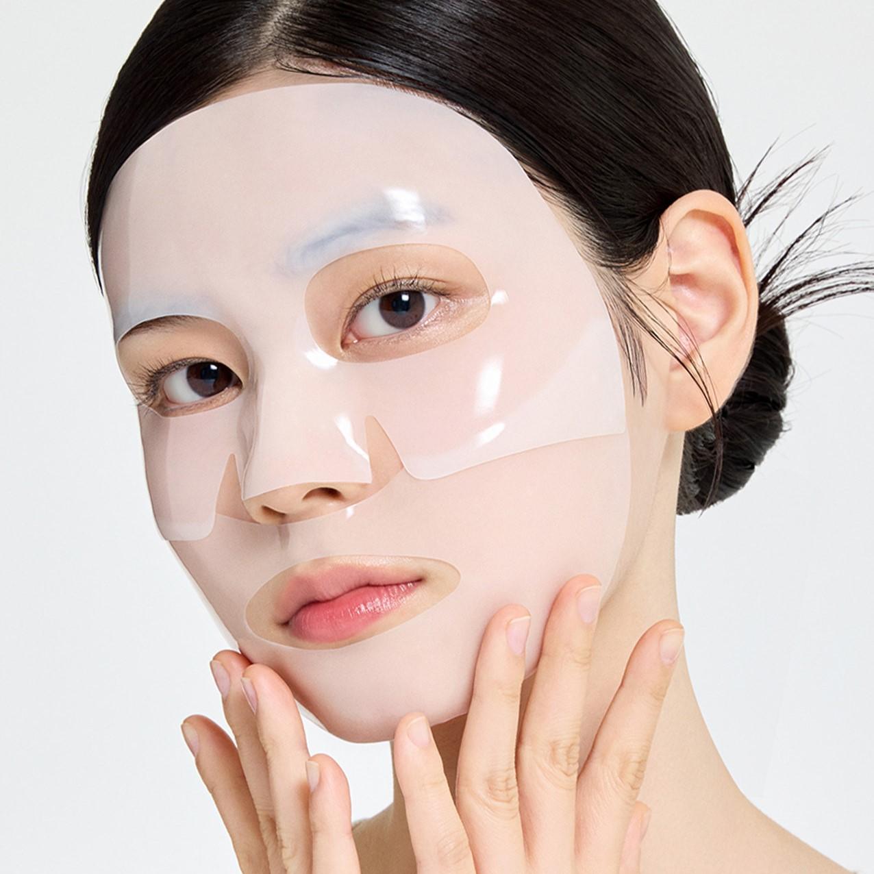 Koreansk hydrogelmask med ceramider och centella som lugnar och återfuktar huden på djupet