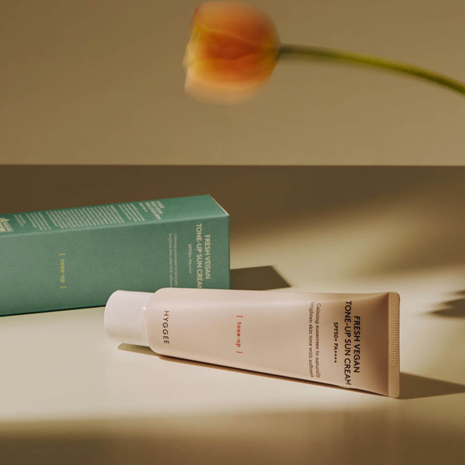 HYGGEE mineralbaserad solkräm SPF50 PA++++ med högt skydd mot UVA och UVB