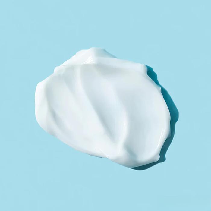 Återfuktande ögonkräm från Laneige med Blue Hyaluronic Acid och niacinamid för ett piggare ögonområde