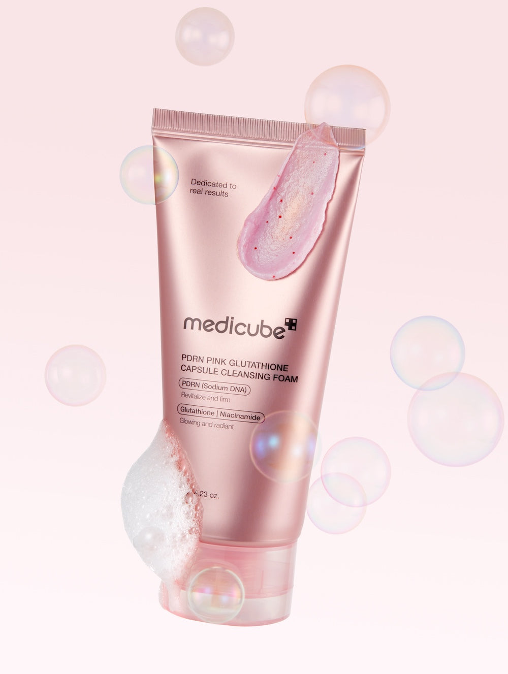 Medicube rengöring med glutathione för strålande hud