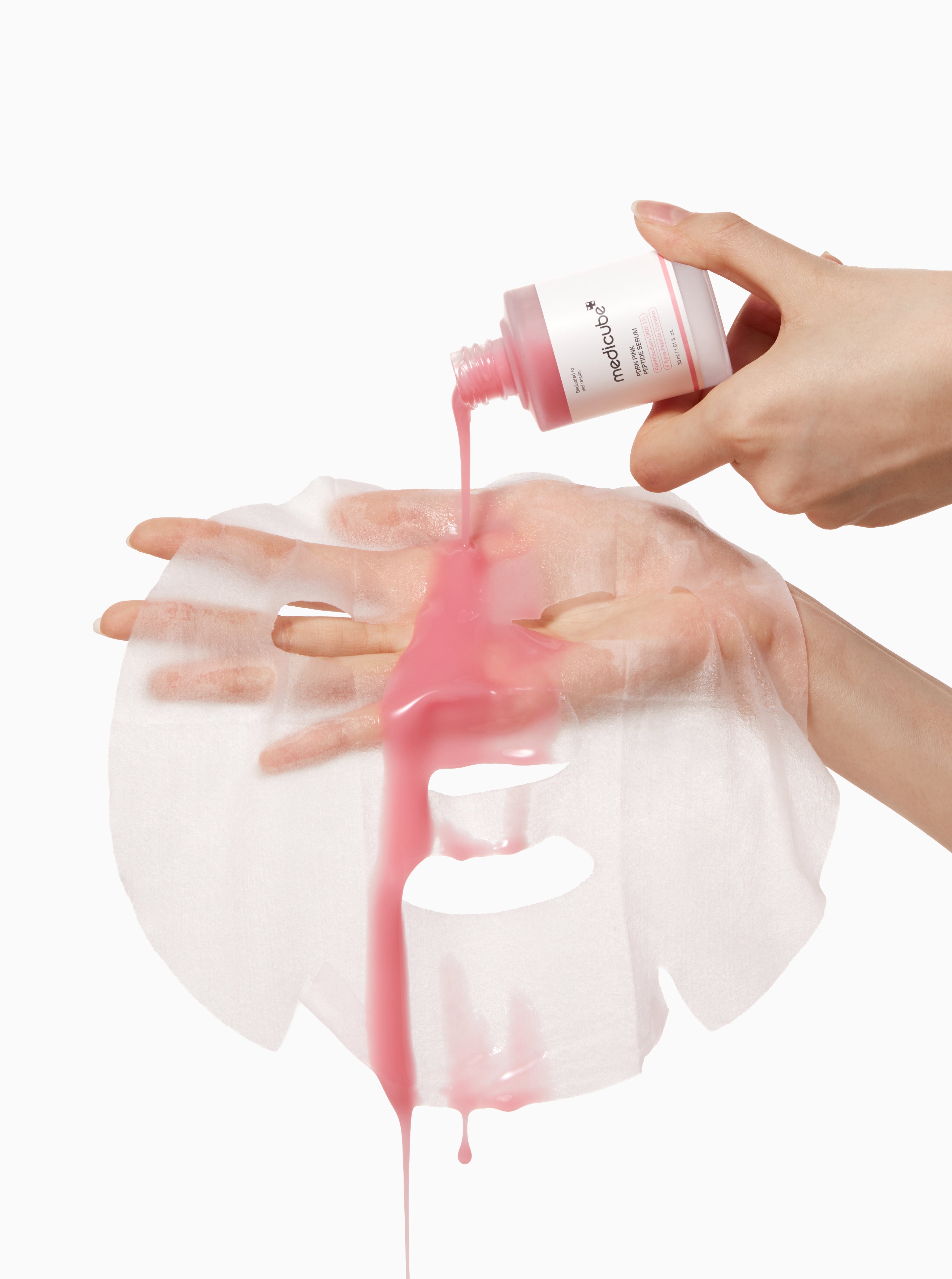 Återfuktande sheet mask med PDRN och peptider
