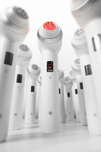 Premium skin care device Medicube AGE-R Ultra Tune 40.68 delivers advanced lifting and skin rejuvenation (premium hudvårdsapparat)