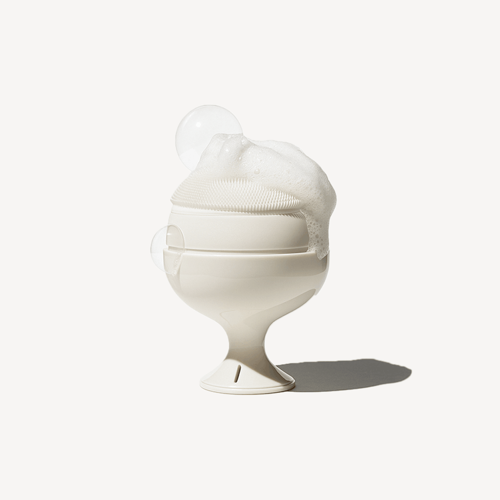 Facial cleansing brush with 0.3mm micro bristles for deep pore cleansing