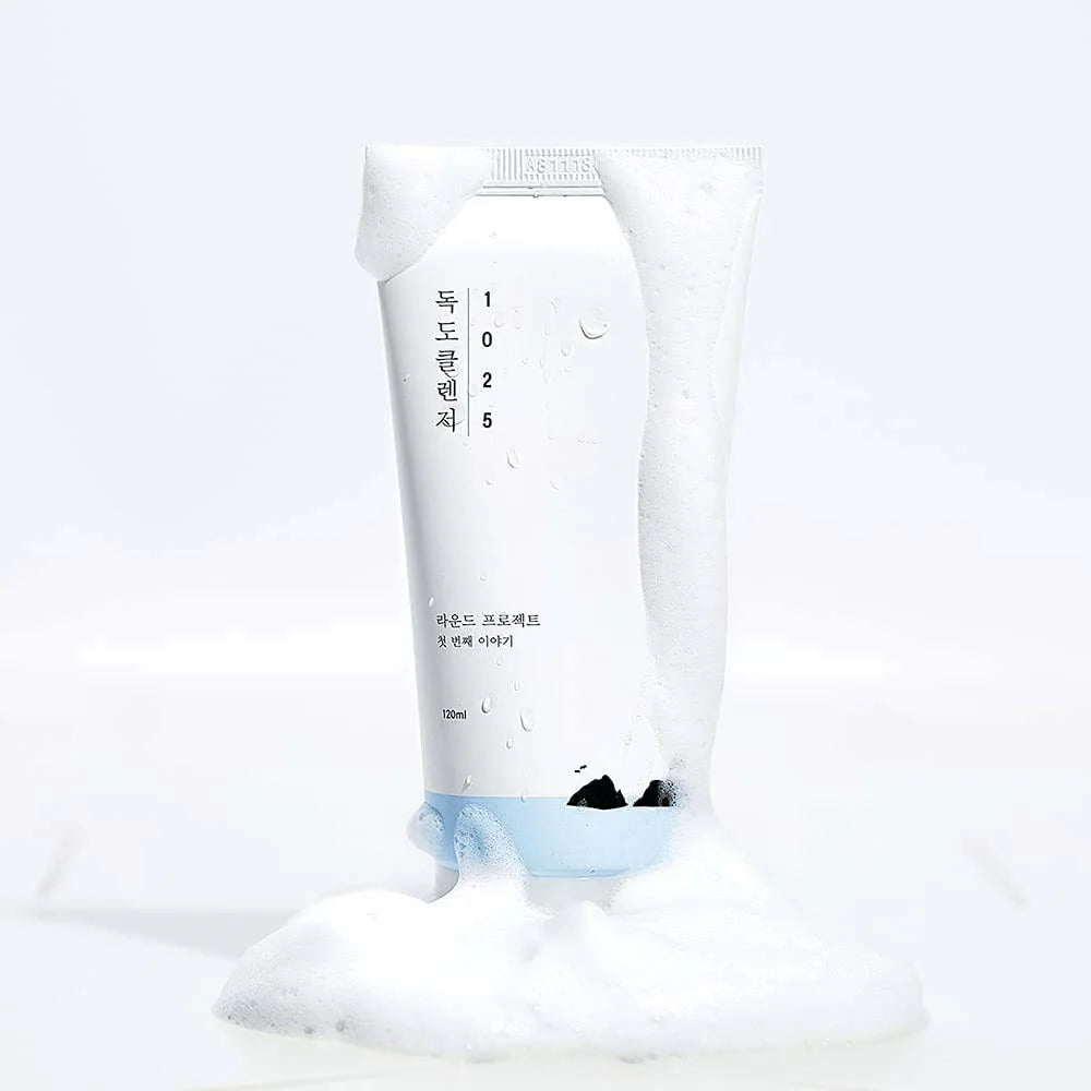 Round Lab Dokdo Cleanser med havsvatten och ceramider för återfuktad hud