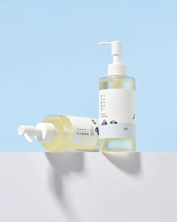 ROUNDLAB Dokdo Cleansing Oil emulgerar vid kontakt med vatten