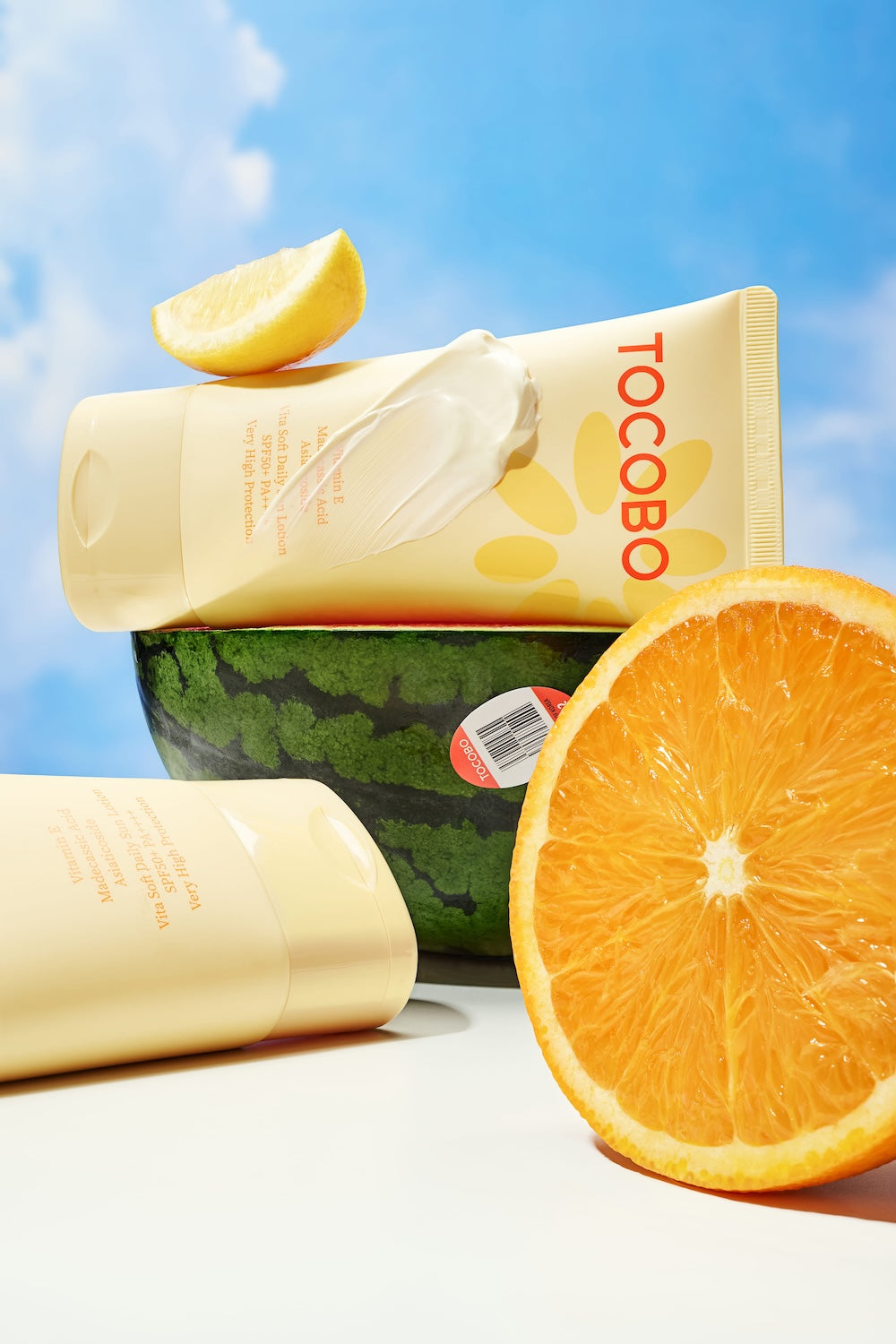 Tocobo solkräm för känslig hud 150 ml, mild och återfuktande sun lotion som skyddar och vårdar huden.