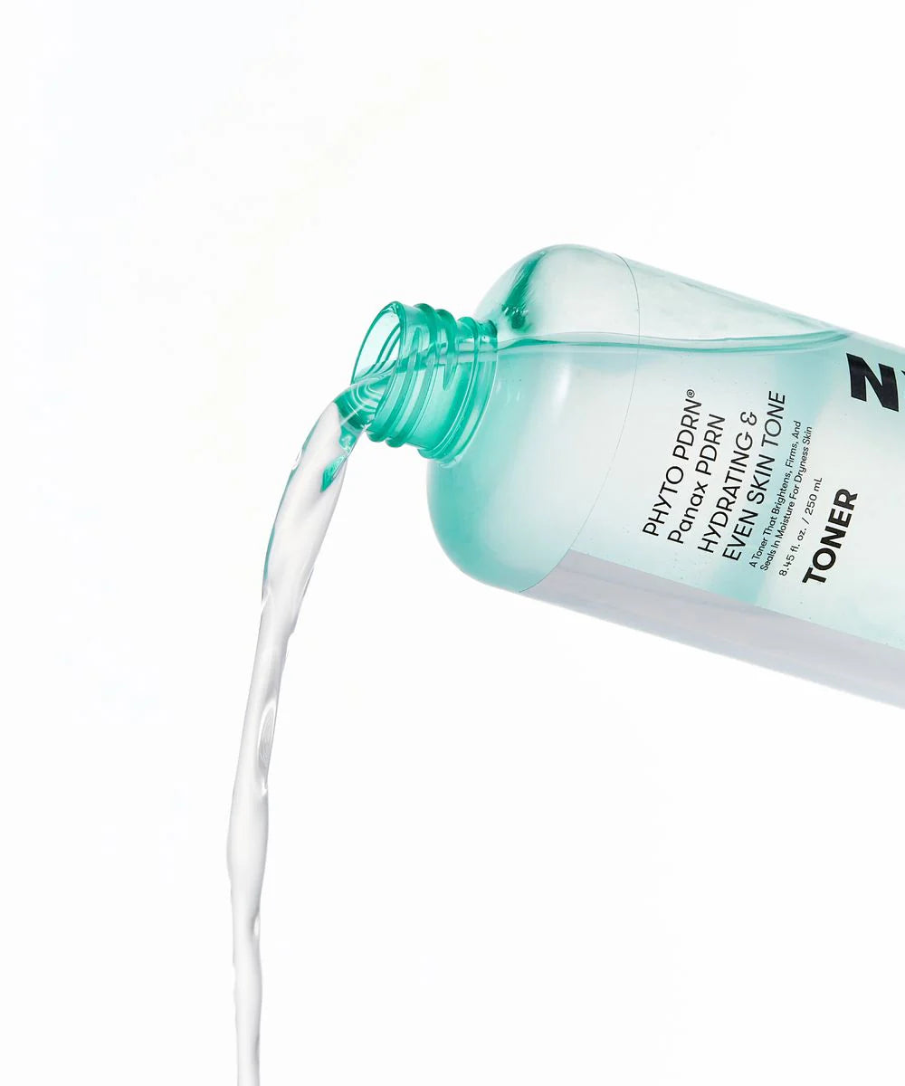 PHYTO PDRN toner från VT Cosmetics som ger lyster och förbättrad elasticitet